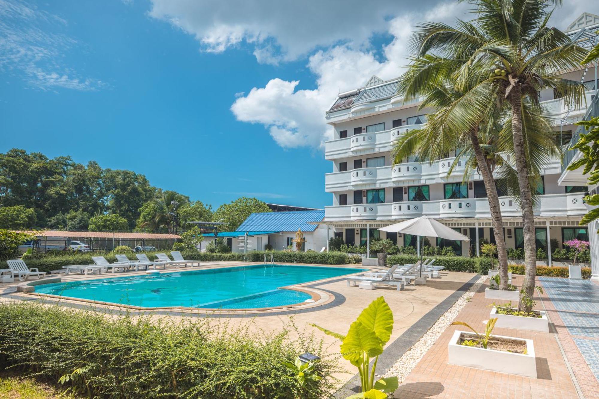 Blue Carina Hotel Phuket Esterno foto