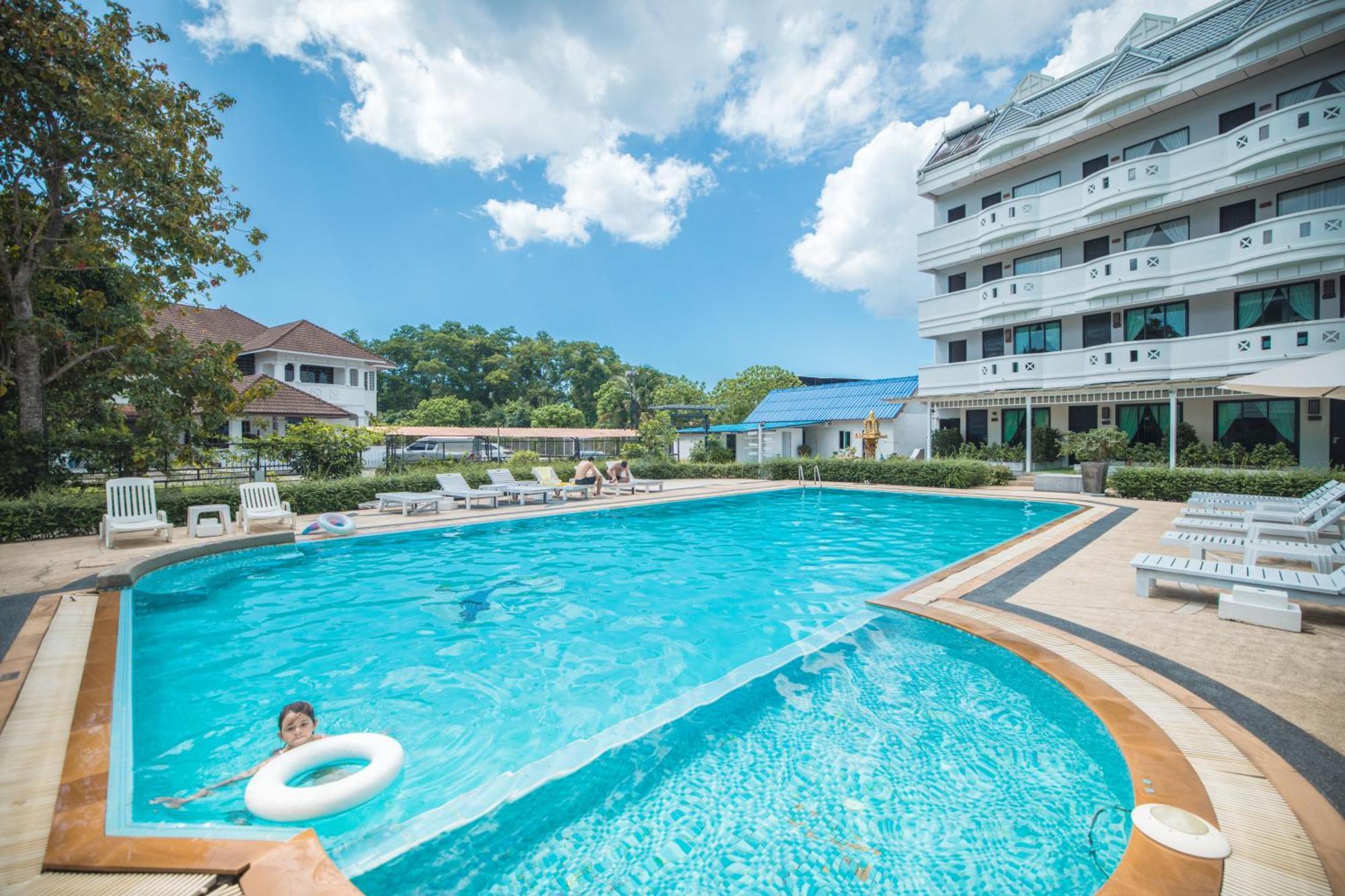 Blue Carina Hotel Phuket Esterno foto